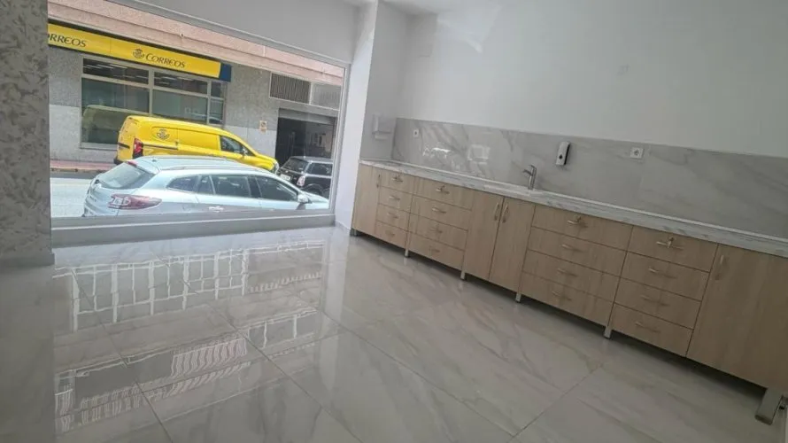 87.85m² commercial property for sale, Torrevieja, Spain No. 1468 № 1