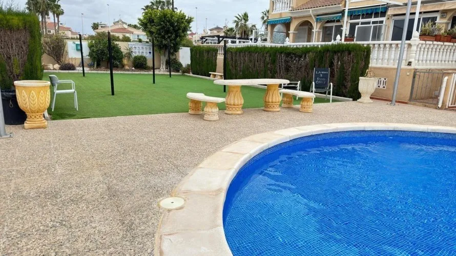 4 bedrooms villa for sale, Playa Flamenca II, Spain No. 175 № 16