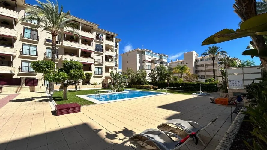 80m² apartment for sale, Albir, Spain No. 638 № 11