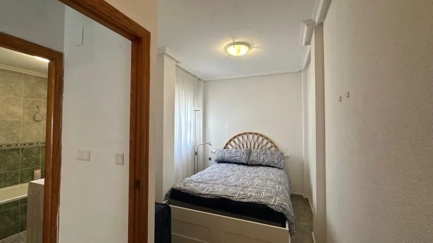 1 bedroom apartment for sale, Torrevieja, Spain No. 2830 № 15