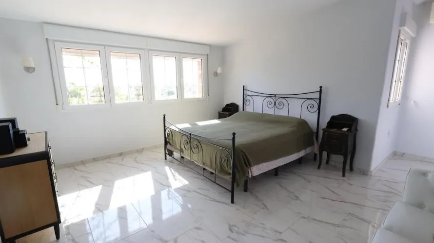 4 bedrooms apartment for sale, Villamartin, Spain No. 818 № 13
