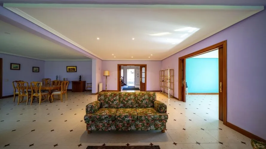 8 bedrooms house for sale, Colmenarejo, Spain No. 1457 № 25