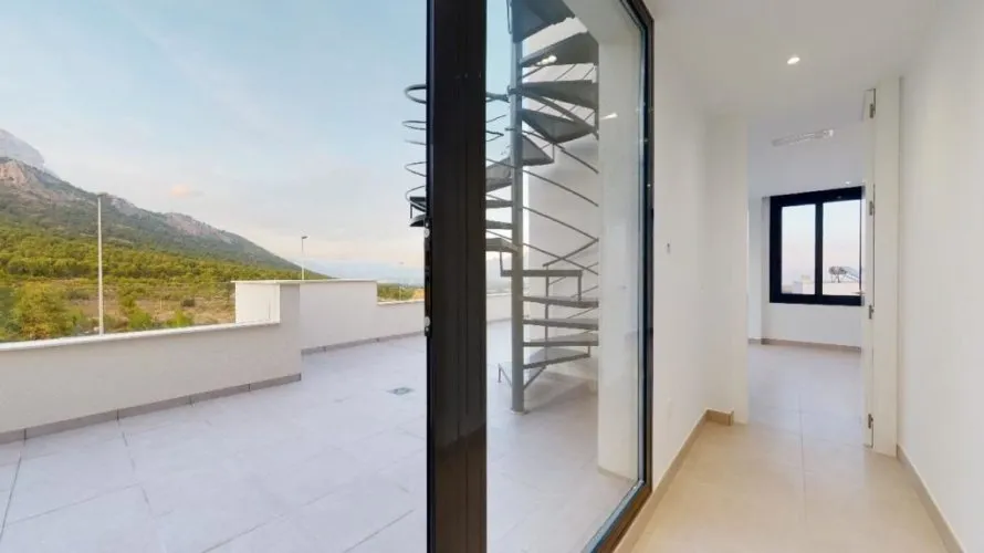 4 bedrooms apartment for sale, La Alberca, Spain No. 382 № 8