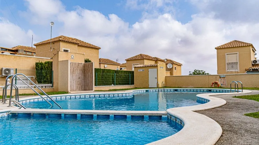 70m² house for sale, Los Balcones, Spain No. 1211 № 1
