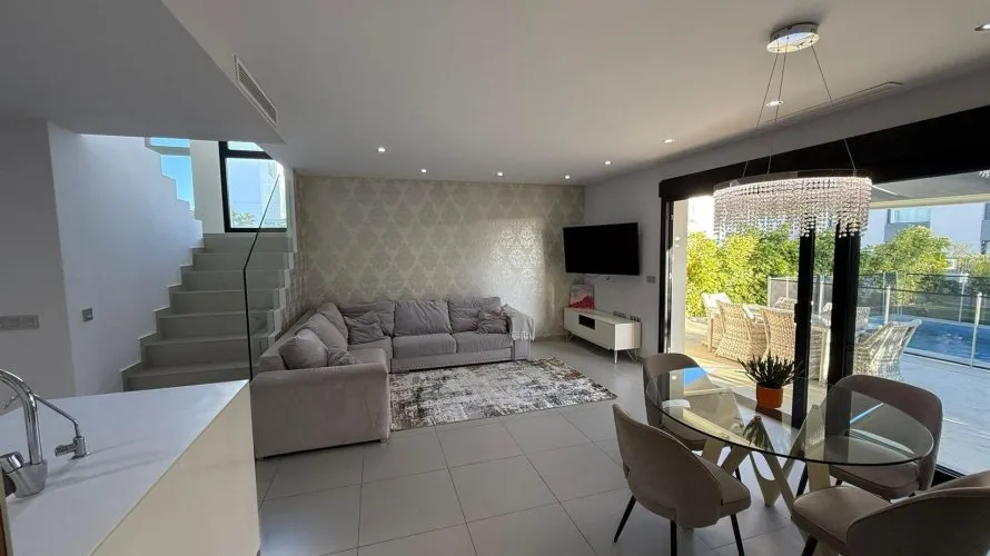 3 bedrooms villa for sale, Ciudad Quesada, Spain No. 906 № 5