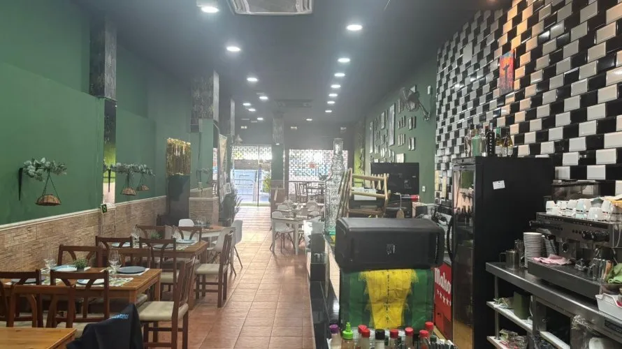140m² commercial property for sale, Alicante, Spain No. 2841 № 8