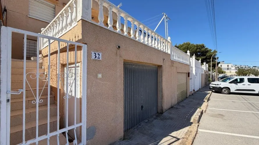 3 bedrooms house for sale, Gran Alacant, Spain No. 1130