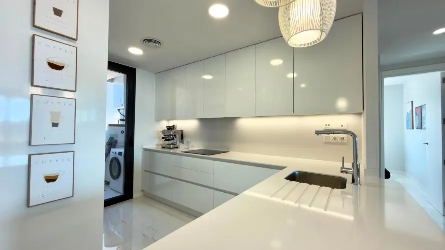 3 bedrooms apartment for sale, Benidorm, Spain No. 1199