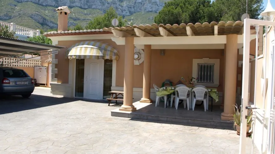 11 bedrooms villa for sale, Denia, Spain No. 299 № 2