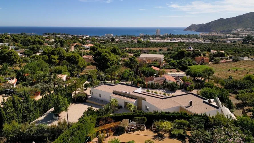 4 bedrooms villa for sale, Altea, Spain No. 509 № 2
