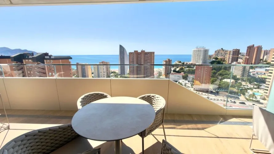 3 bedrooms apartment for sale, Benidorm, Spain No. 1199 № 2