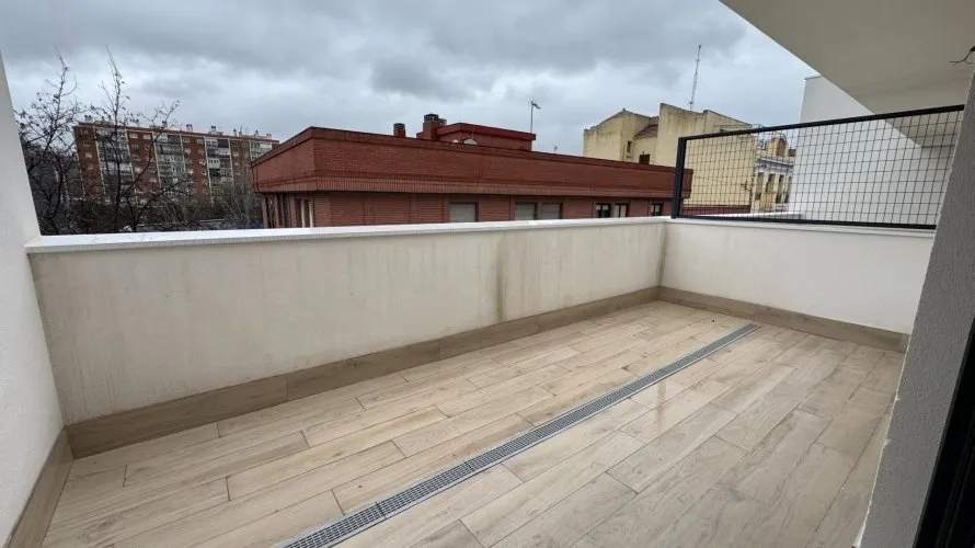 2 bedrooms penthouse for sale, Madrid, Spain No. 721 № 4