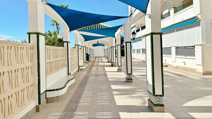 1 bedroom apartment for sale, Torrevieja, Spain No. 1077 № 4