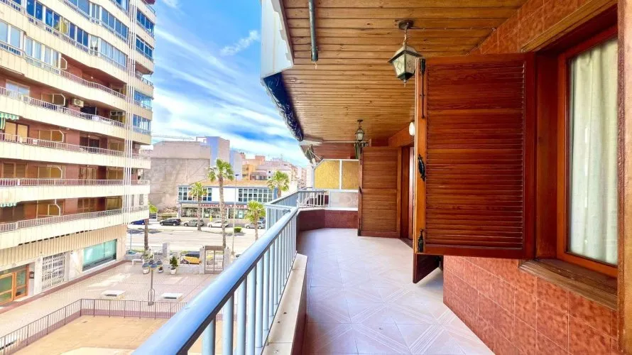 3 bedrooms apartment for sale, Torrevieja, Spain No. 1138 № 25