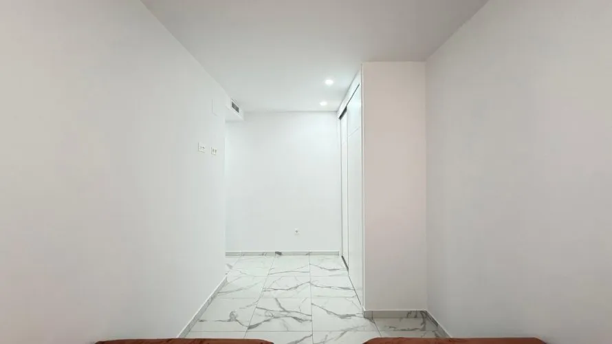 2 bedrooms apartment for sale, Torrevieja, Spain No. 1055 № 17