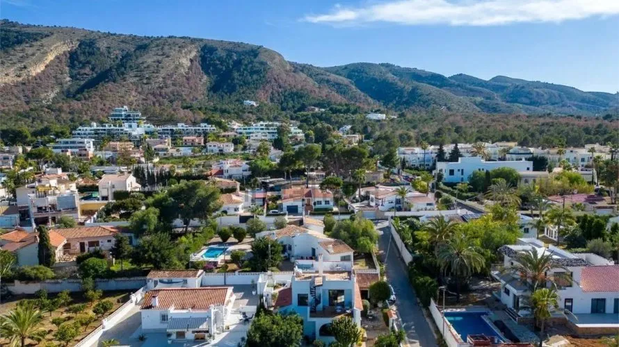 4 bedrooms villa for sale, Albir, Spain No. 855 № 2