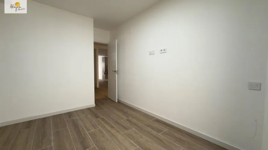 8 bedrooms commercial property for sale, Alicante, Spain No. 251 № 5