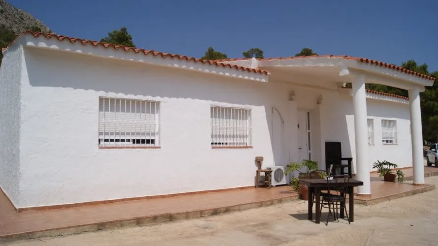 3 bedrooms villa for sale, Finestrat, Spain No. 303 № 18