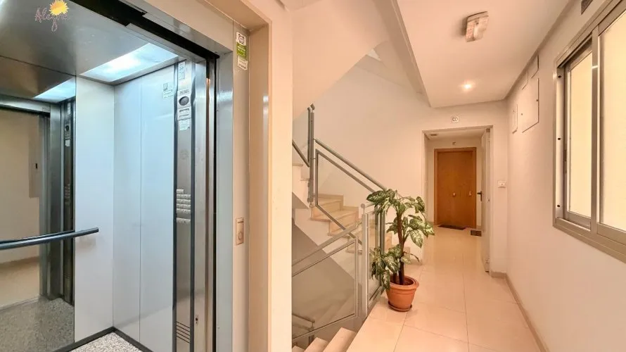 1 bedroom apartment for sale, Torrevieja, Spain No. 2916 № 1