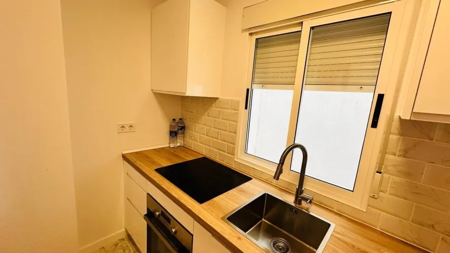 2 bedrooms apartment for sale, Torrevieja, Spain No. 2762 № 5