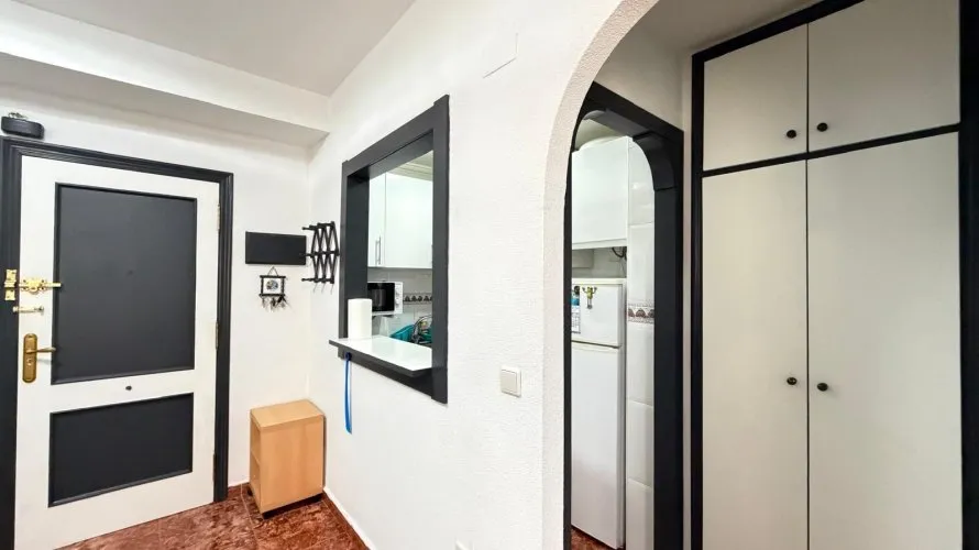 1 bedroom apartment for sale, Torrevieja, Spain No. 2827 № 21
