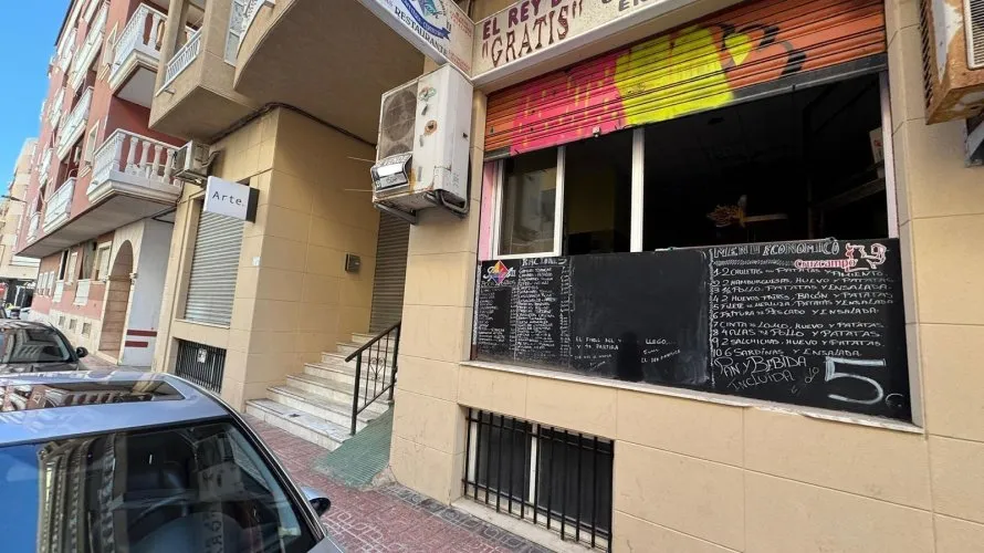 150m² commercial property for sale, Torrevieja, Spain No. 2730 № 23