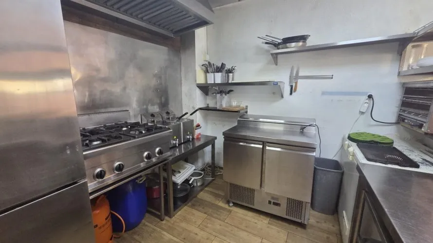 2 bedrooms commercial property for sale, El Campello, Spain No. 1518 № 24