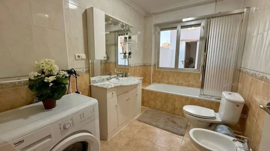 2 bedrooms apartment for sale, Torrevieja, Spain No. 2719 № 11
