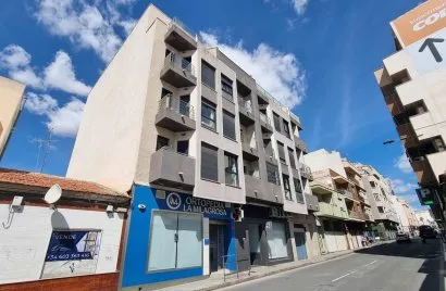 2 bedrooms apartment for sale, Torrevieja, Spain No. 2741