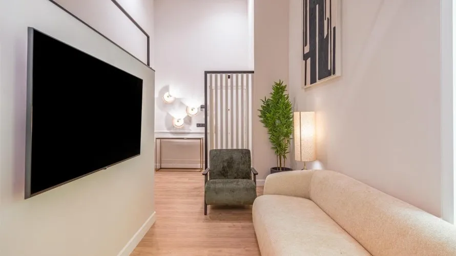 2 bedrooms apartment for sale, Madrid, Spain No. 665 № 2