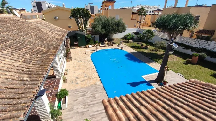 209m² house for sale, Alicante, Spain No. 1007 № 12
