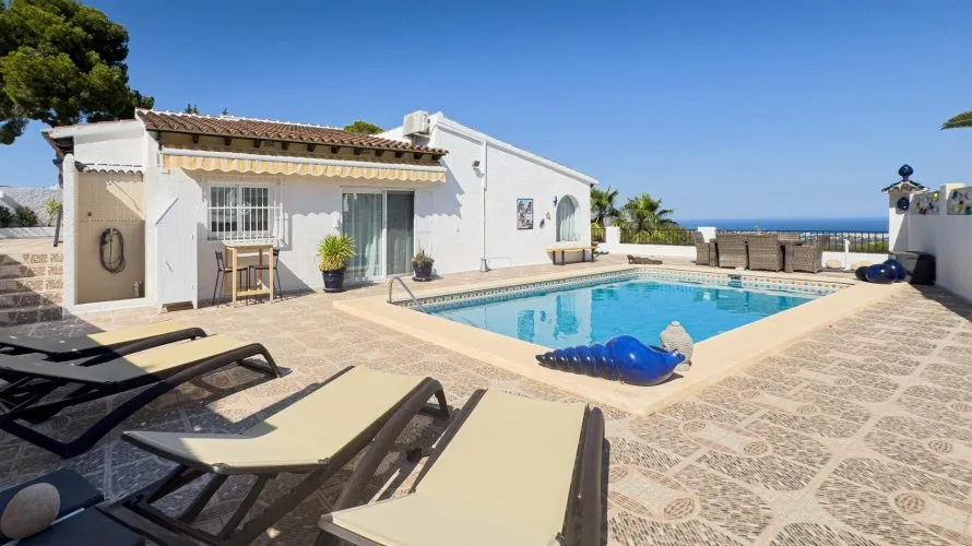 3 bedrooms villa for sale, La Nucia, Spain No. 1231