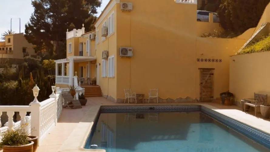 8 bedrooms villa for sale, Maryvilla, Spain No. 423 № 7
