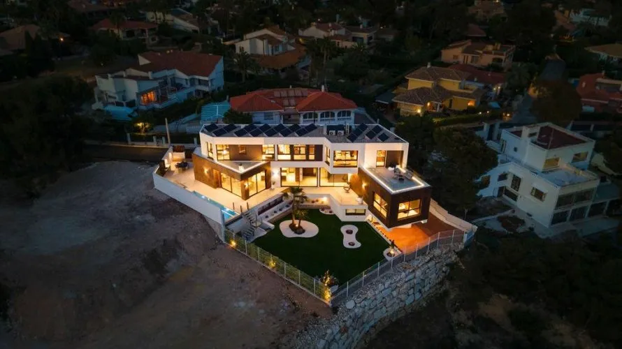 4 bedrooms villa for sale, Benidorm, Spain No. 1627 № 3