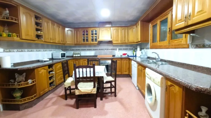 5 bedrooms apartment for sale, Mutxamel, Spain No. 373 № 14