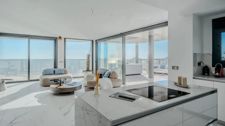 3 bedrooms apartment for sale, Benidorm, Spain No. 703 № 12