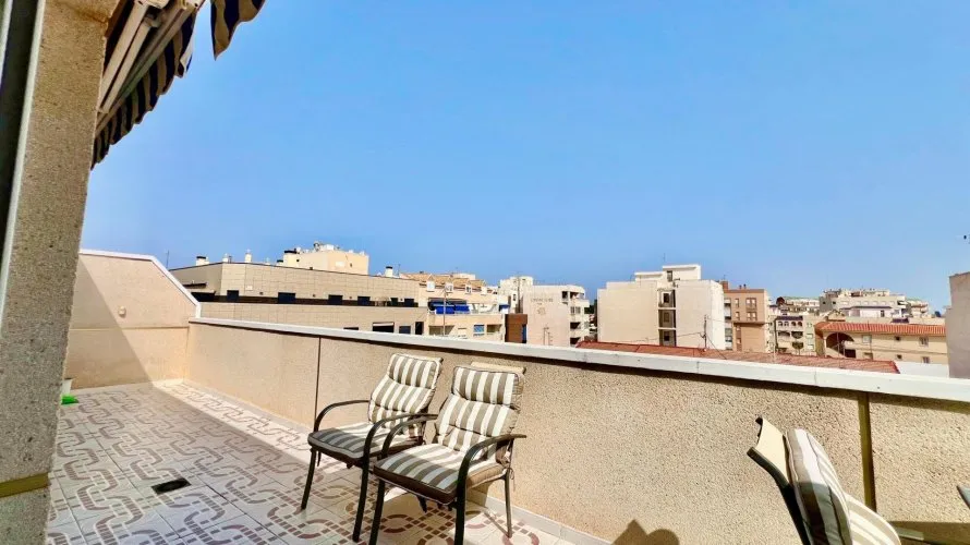3 bedrooms penthouse for sale, La Mata, Spain No. 143 № 5