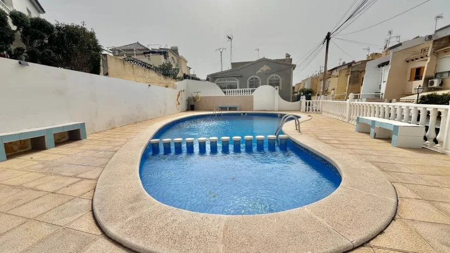 2 bedrooms apartment for sale, Torrevieja, Spain No. 1114 № 6