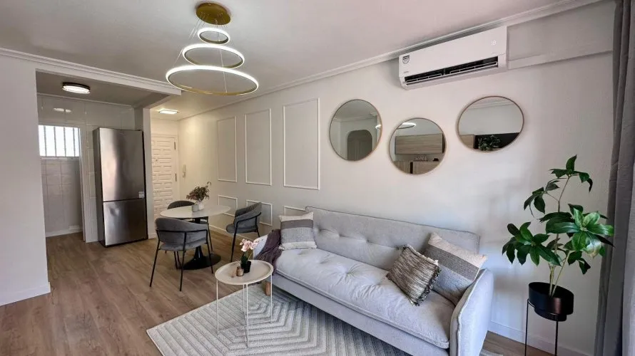 2 bedrooms apartment for sale, Torrevieja, Spain No. 1500 № 2