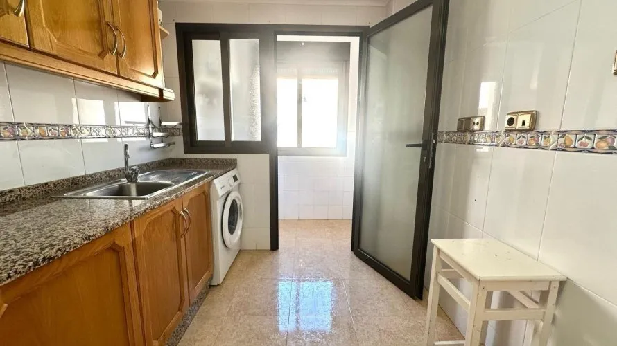4 bedrooms apartment for sale, Torrevieja, Spain No. 800 № 9