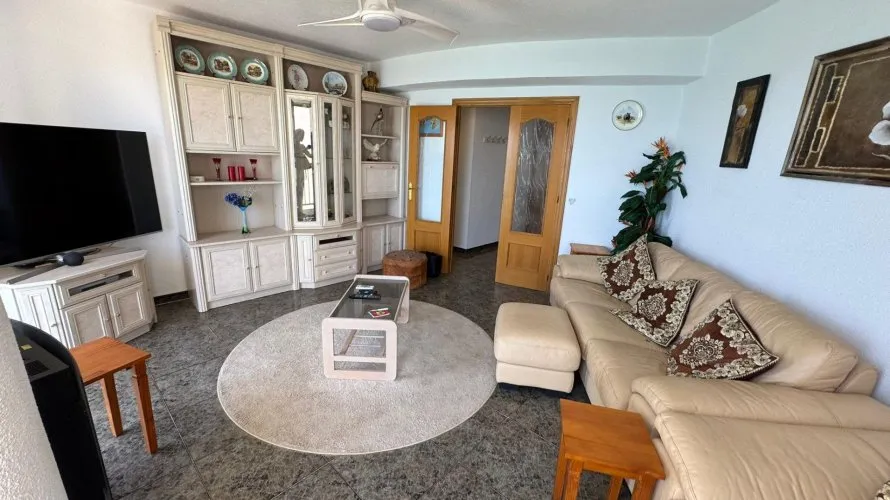 3 bedrooms apartment for sale, Torrevieja, Spain No. 823 № 4