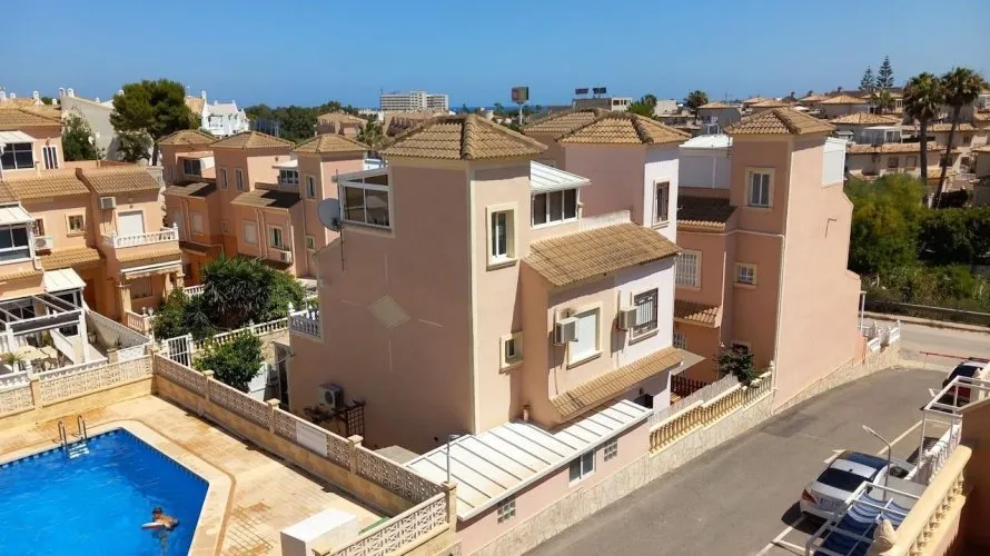 3 bedrooms duplex for sale, La Zenia, Spain No. 3182