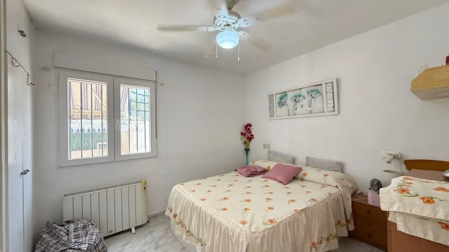 2 bedrooms house for sale, Torrevieja, Spain No. 3075 № 4