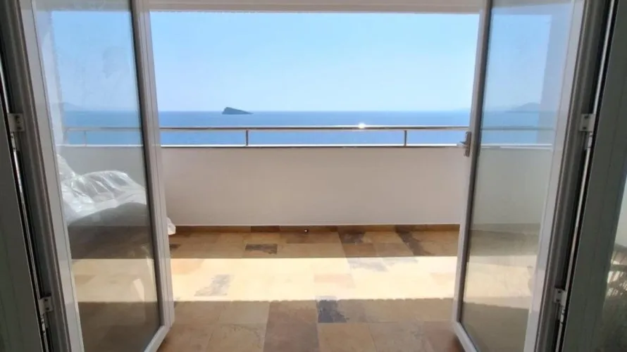 3 bedrooms apartment for sale, Benidorm, Spain No. 3046 № 2
