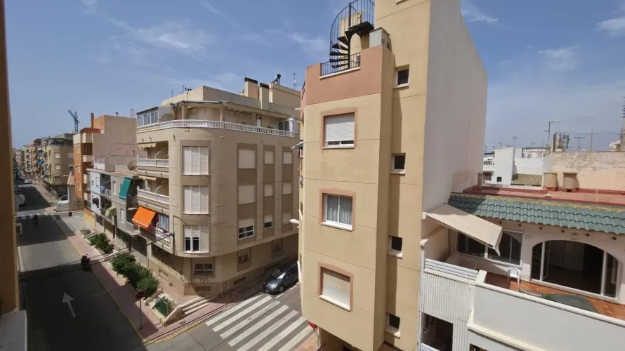 1 bedroom apartment for sale, Torrevieja, Spain No. 3072 № 1