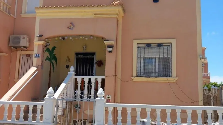 3 bedrooms duplex for sale, La Zenia, Spain No. 3182 № 1