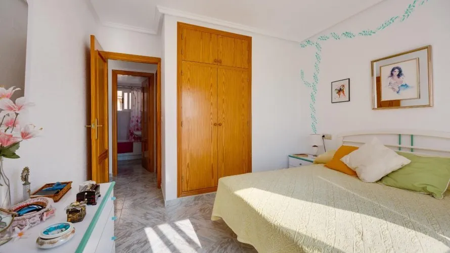 70m² apartment for sale, Torrevieja, Spain No. 3049 № 7