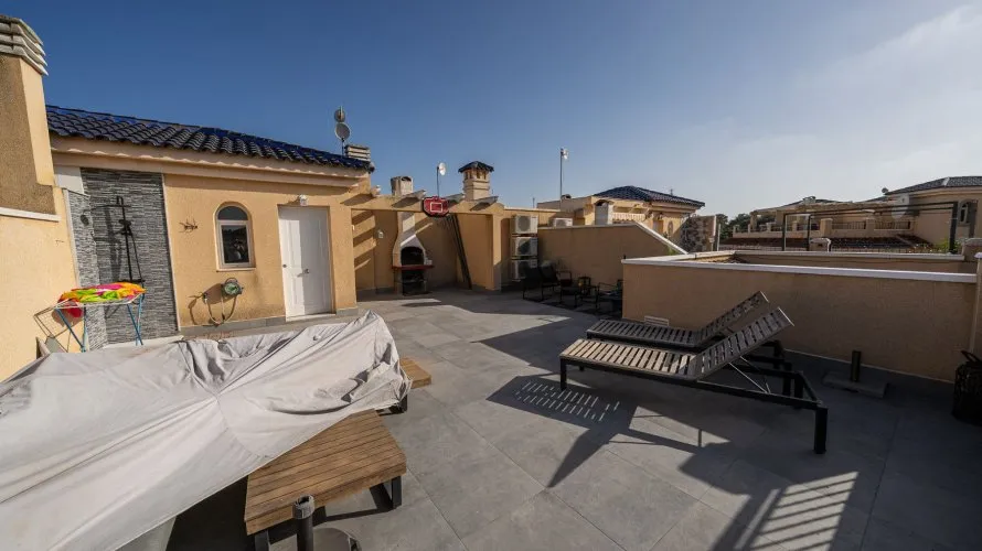 72m² penthouse for sale, Mil Palmeras, Spain No. 3101 № 5