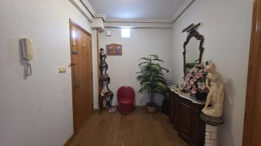 3 bedrooms apartment for sale, Torrevieja, Spain No. 3071 № 18