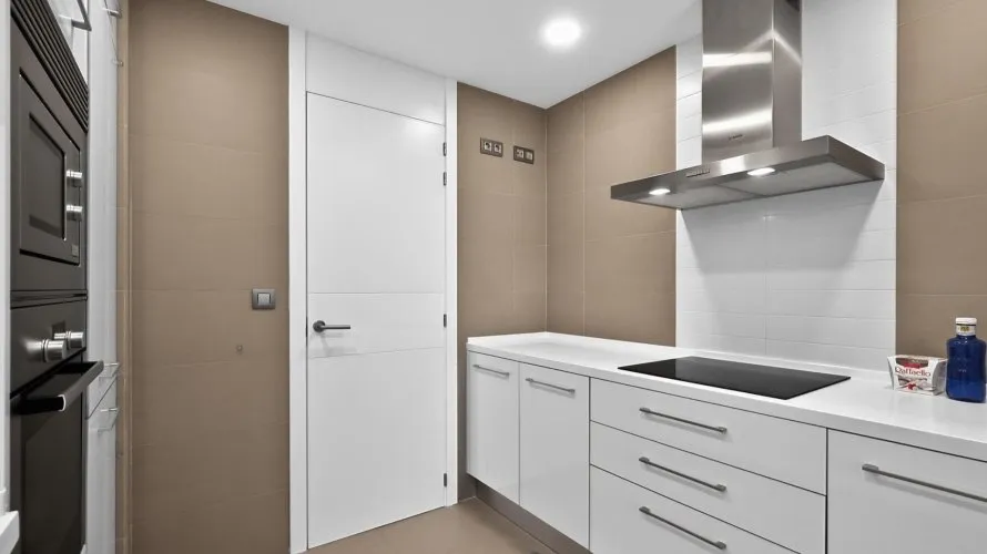2 bedrooms apartment for sale, Benidorm, Spain No. 3094 № 12
